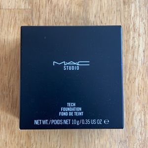 MAC Studio Tech Cream Foundation NW47